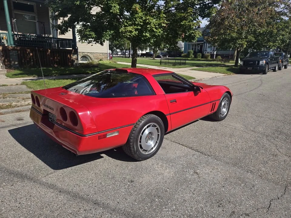 1987 Chevrolet Corvette C4 - Image 6 of 13