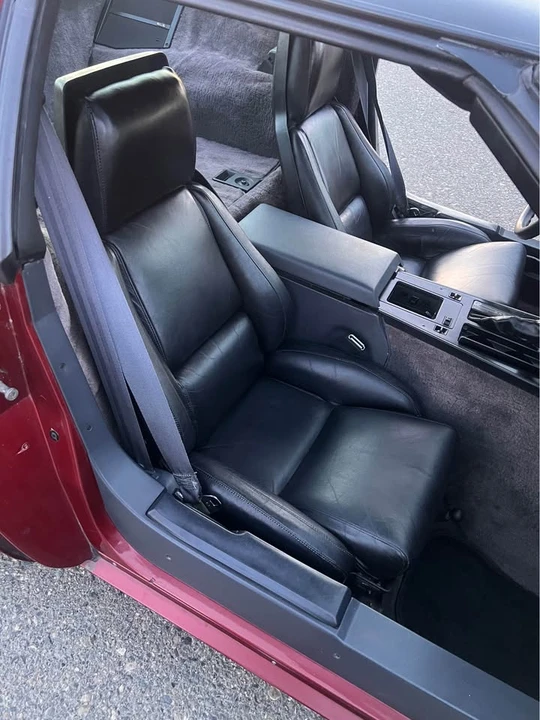 1987 Chevrolet Corvette C4 - Image 14 of 19