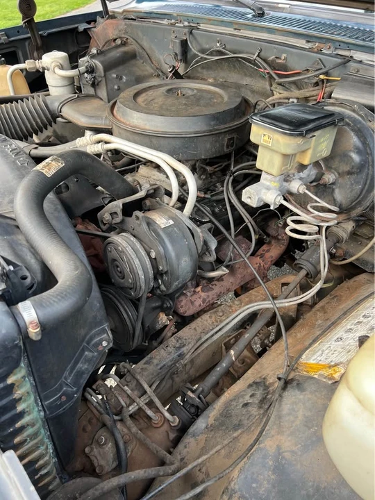1987 Chevrolet Suburban 7th Gen - Image 12 of 20