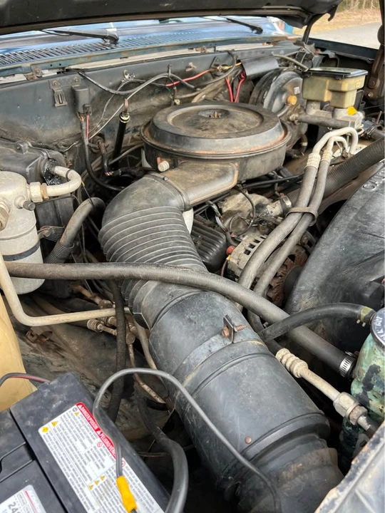 1987 Chevrolet Suburban 7th Gen - Image 11 of 20