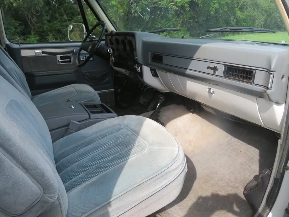 1987 Chevrolet K5 Blazer 2nd Gen - Image 8 of 20