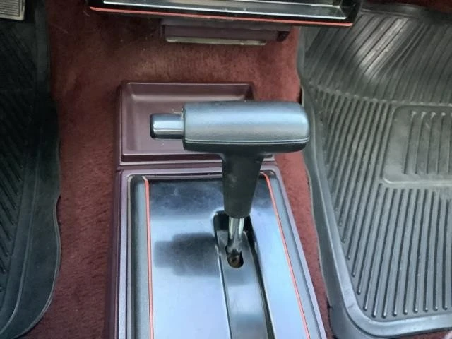 1987 Chevrolet Monte Carlo 4th Gen - Image 18 of 20