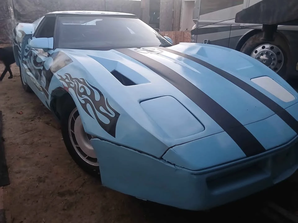 1987 Chevrolet Corvette C4 - Image 2 of 11