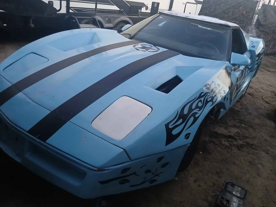1987 Chevrolet Corvette C4 - Image 4 of 11