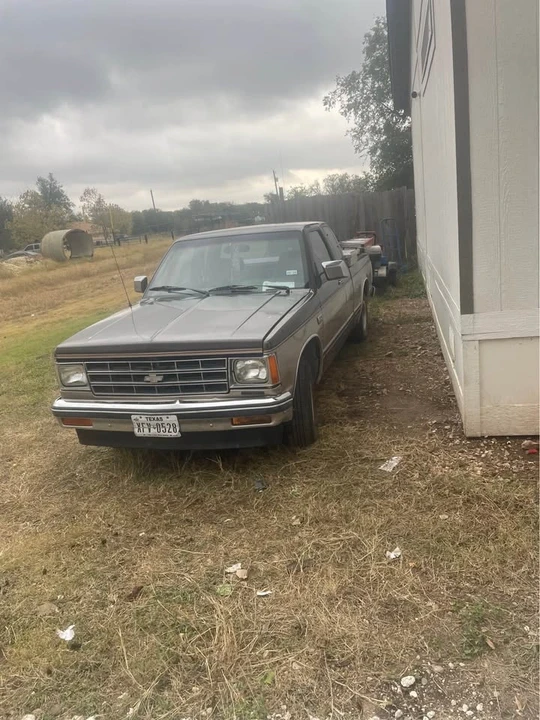 1987 Chevrolet S-10 - Image 4 of 5