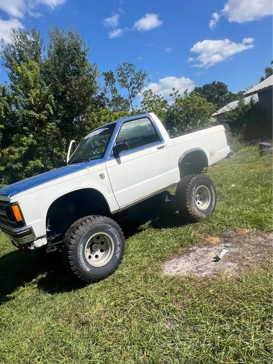 1987 Chevrolet S-10 - Image 2 of 5