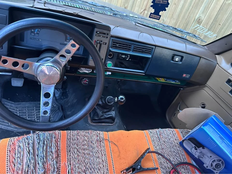 1987 Chevrolet S-10 - Image 9 of 10