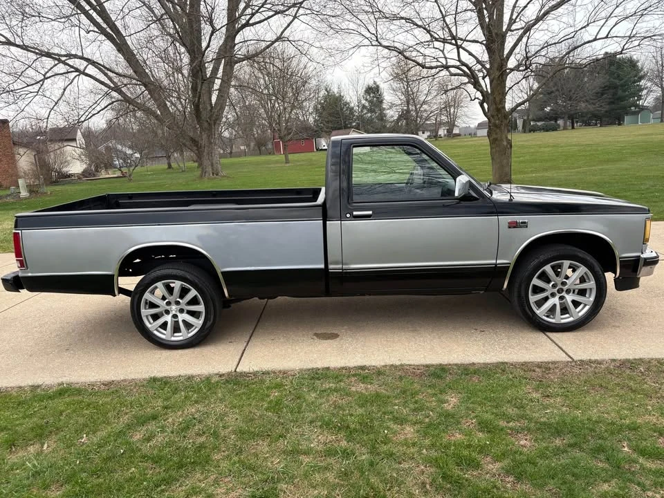 1987 Chevrolet S-10 - Image 4 of 11