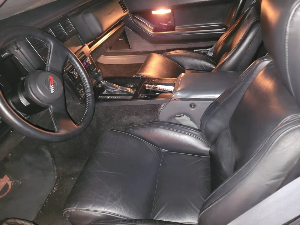 1987 Chevrolet Corvette C4 - Image 5 of 5
