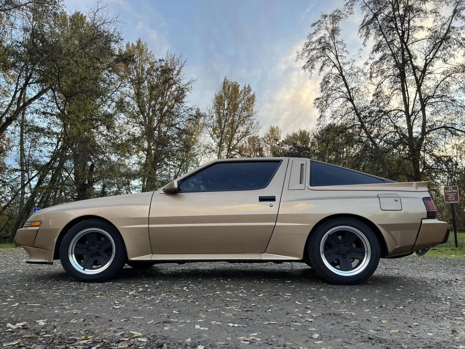 1987 Chrysler Conquest - Image 18 of 31