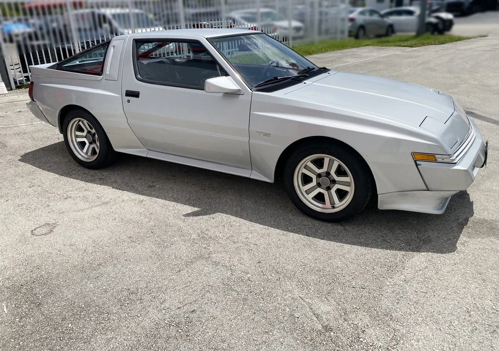 1987 Chrysler Conquest - Image 7 of 31