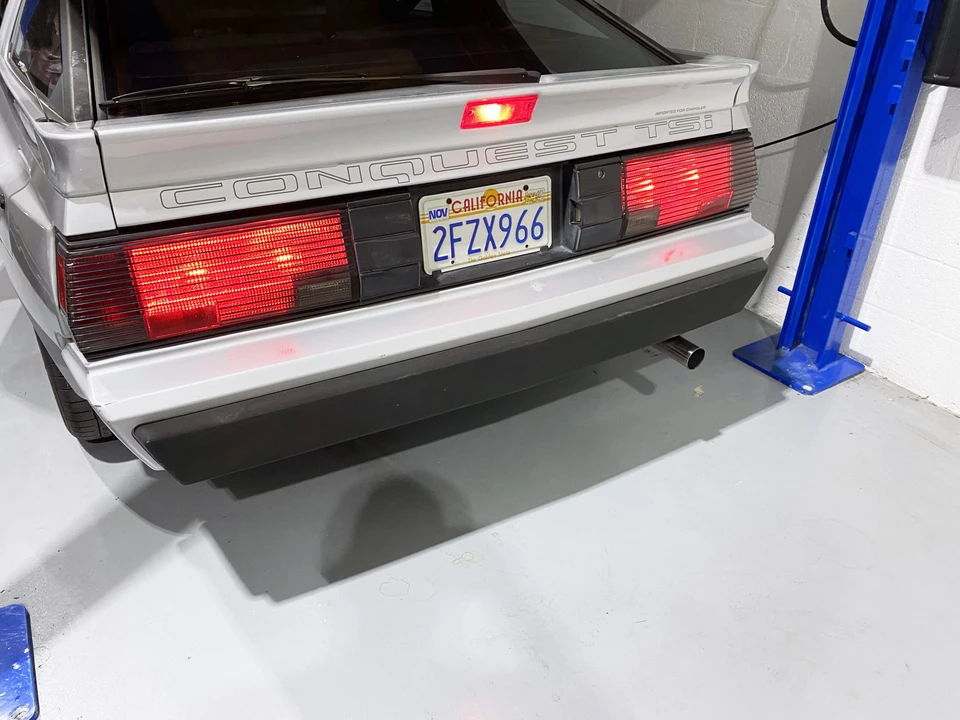1987 Chrysler Conquest - Image 24 of 31