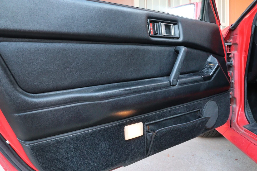 1987 Chrysler Conquest - Image 27 of 31