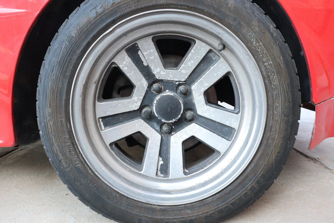 1987 Chrysler Conquest - Image 24 of 31