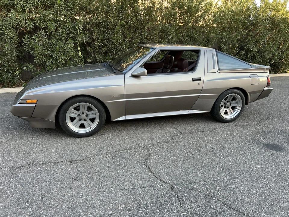 1987 Chrysler Conquest - Image 5 of 31