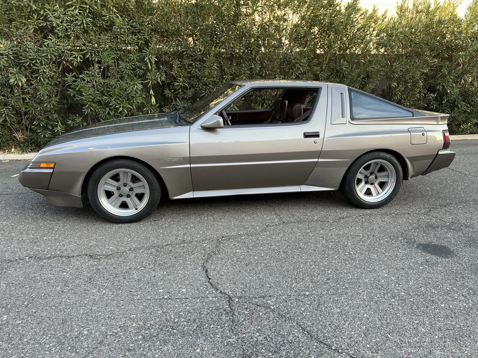 1987 Chrysler Conquest - Image 6 of 31