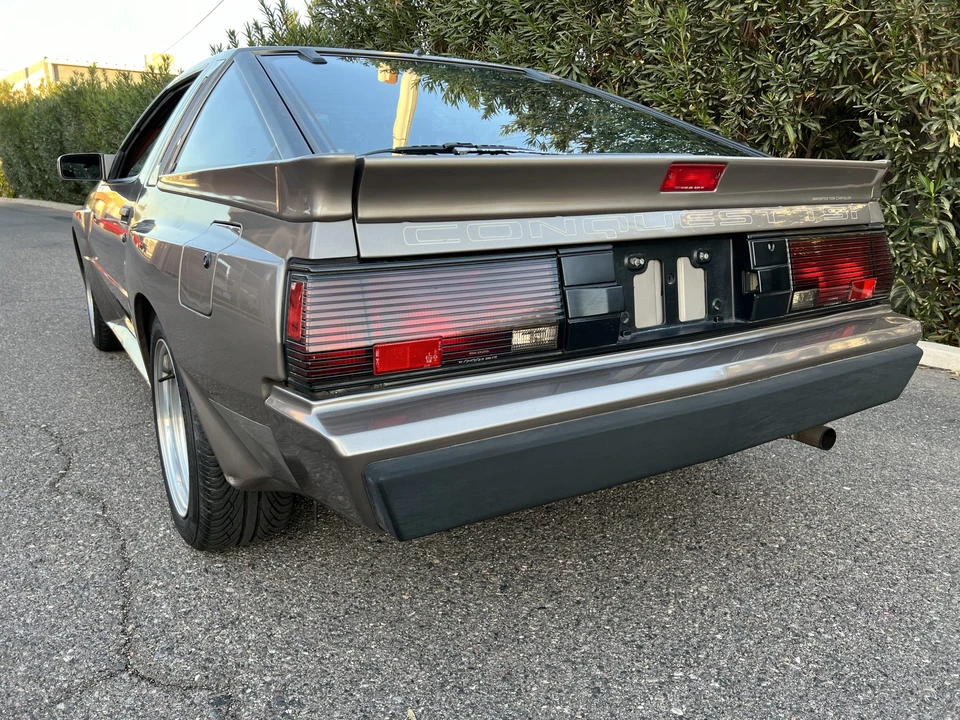 1987 Chrysler Conquest - Image 10 of 31