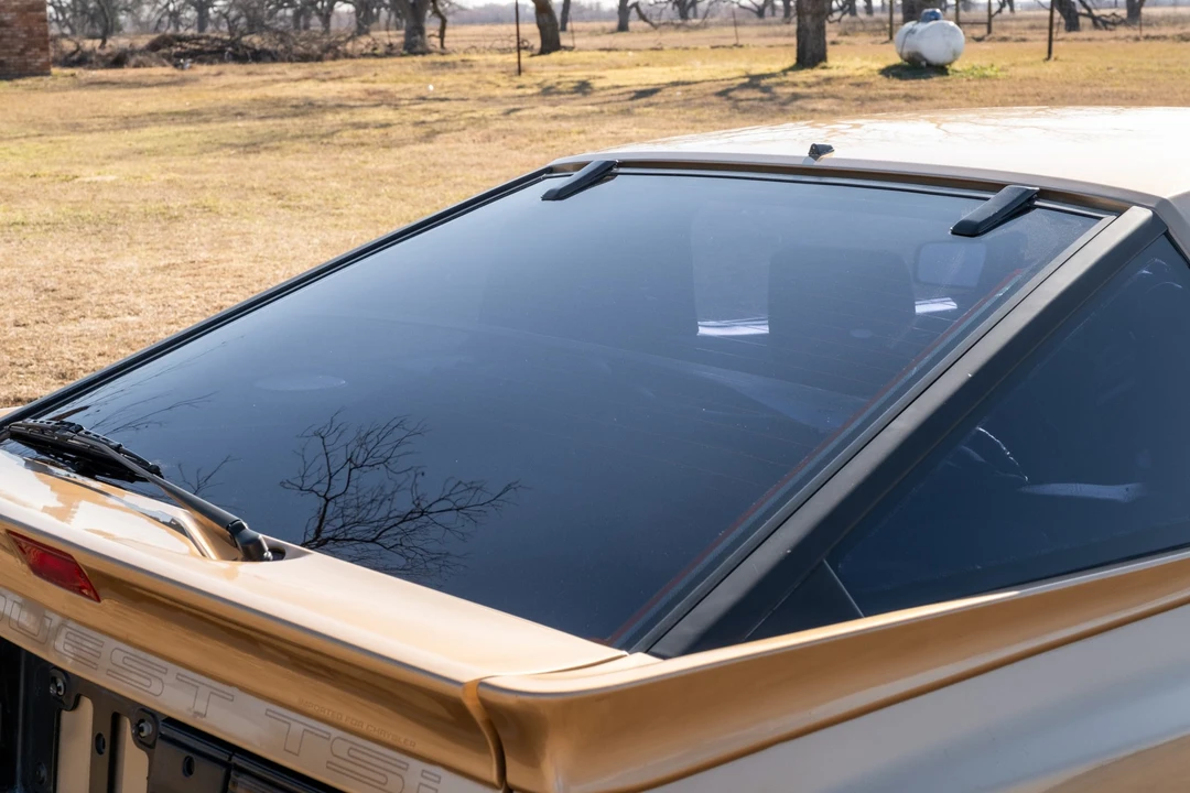 1987 Chrysler Conquest - Image 21 of 31