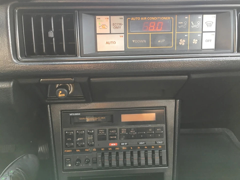 1987 Chrysler Conquest - Image 12 of 31