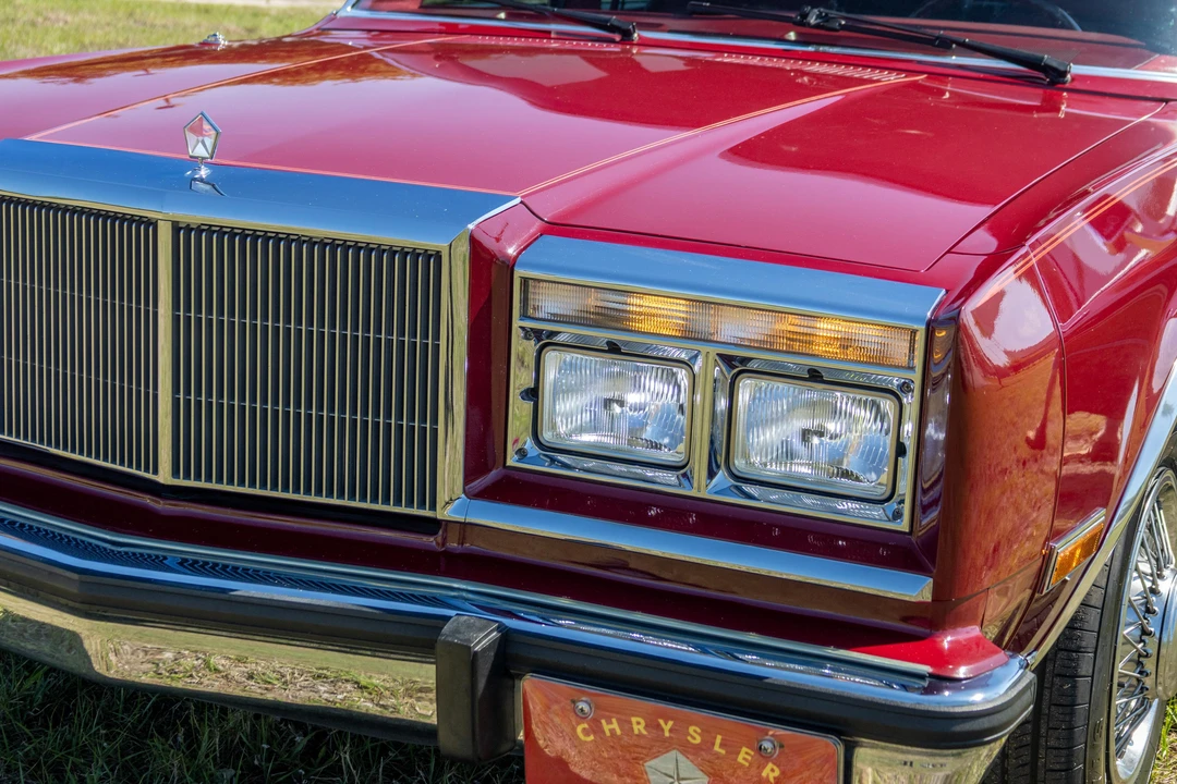 1987 Chrysler New Yorker - Image 16 of 31