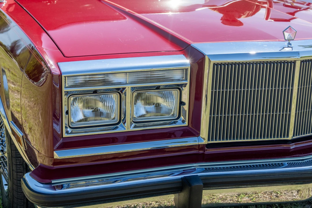 1987 Chrysler New Yorker - Image 11 of 31