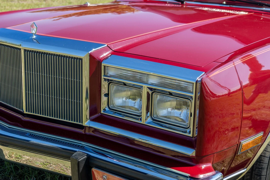1987 Chrysler New Yorker - Image 17 of 31
