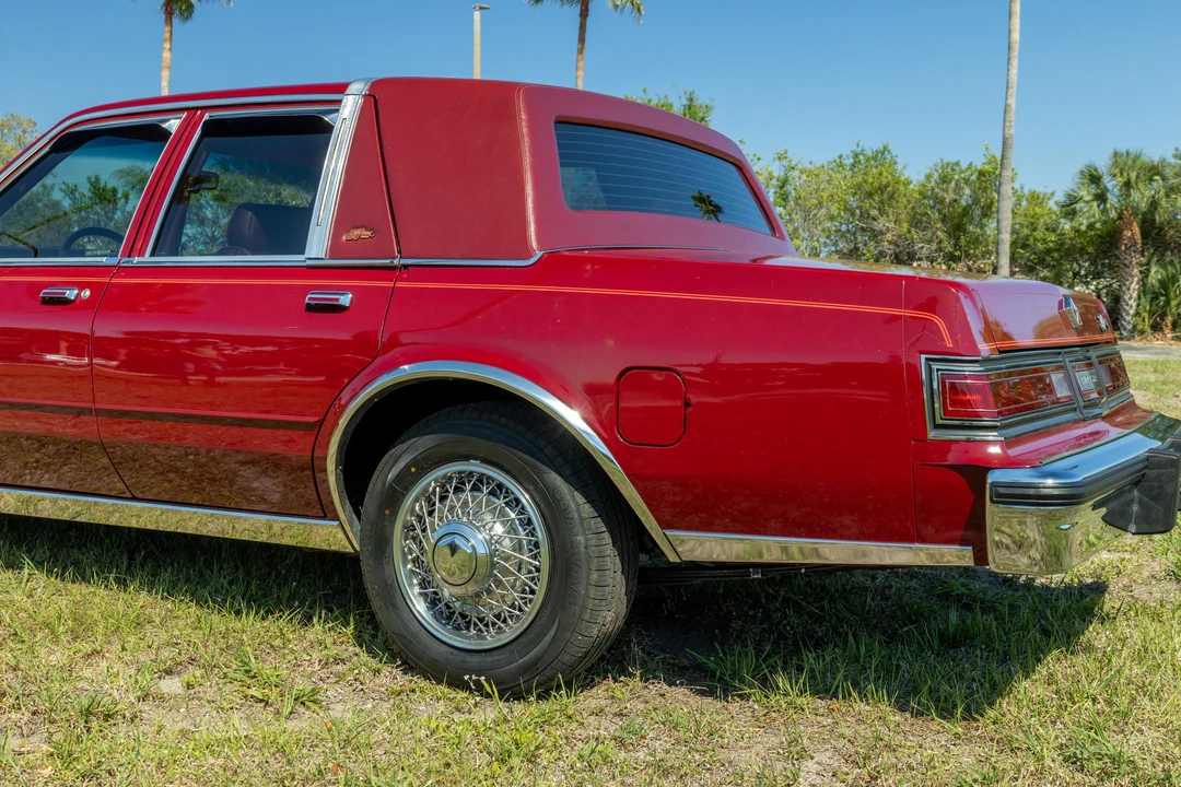 1987 Chrysler New Yorker - Image 27 of 31