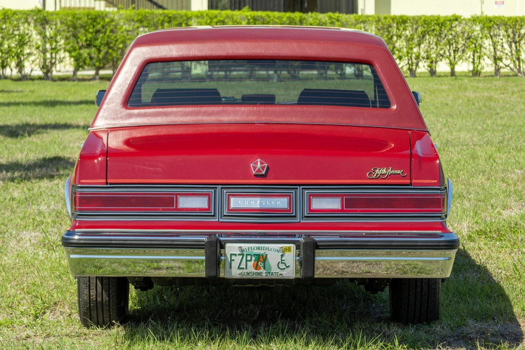 1987 Chrysler New Yorker - Image 5 of 31