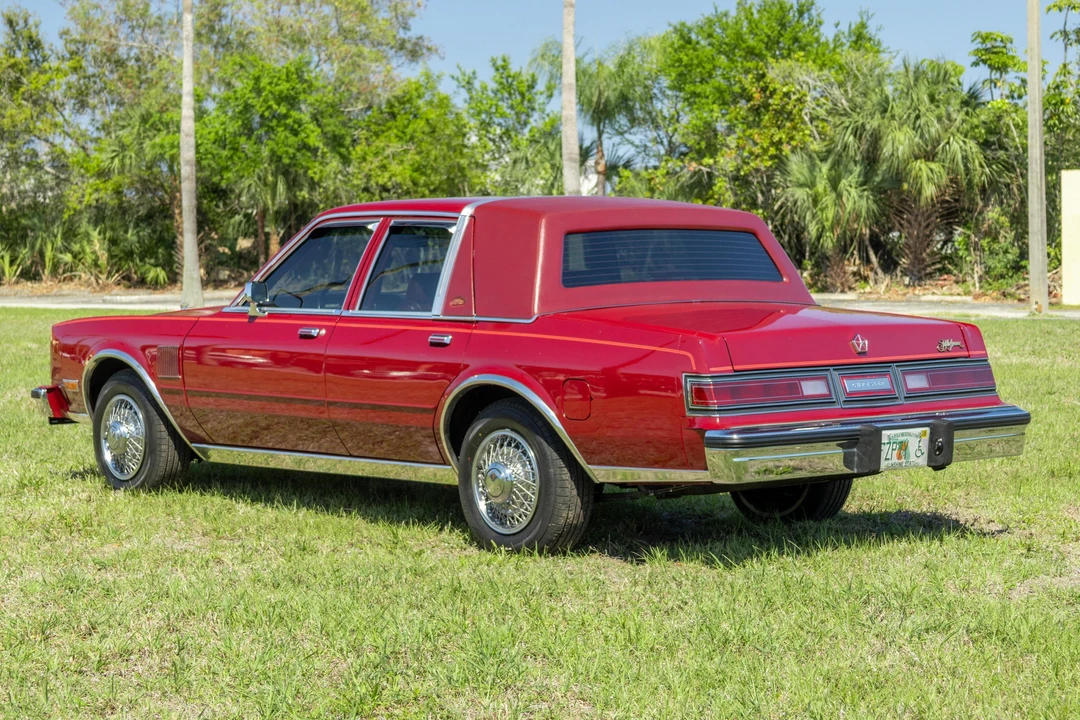 1987 Chrysler New Yorker - Image 4 of 31