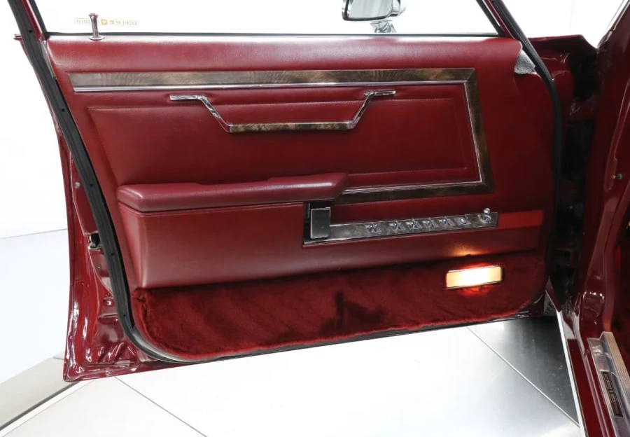 1987 Chrysler New Yorker - Image 15 of 20
