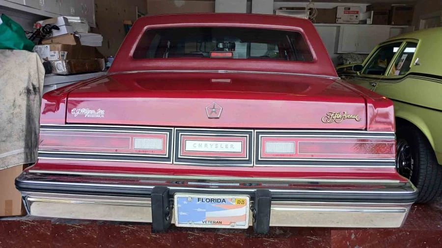 1987 Chrysler New Yorker - Image 4 of 20