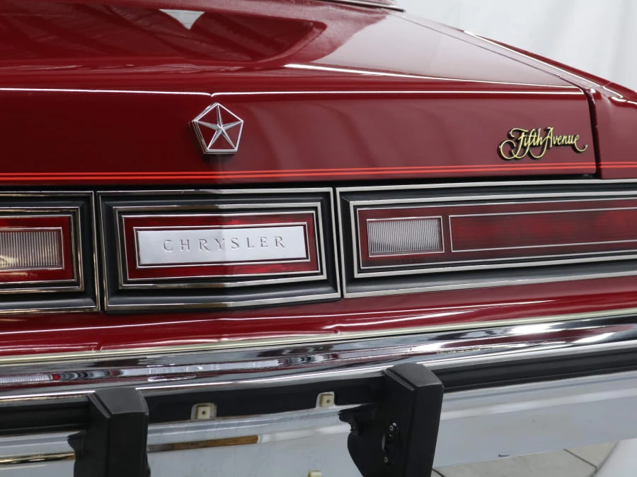 1987 Chrysler New Yorker - Image 20 of 31