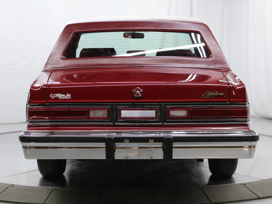 1987 Chrysler New Yorker - Image 5 of 31