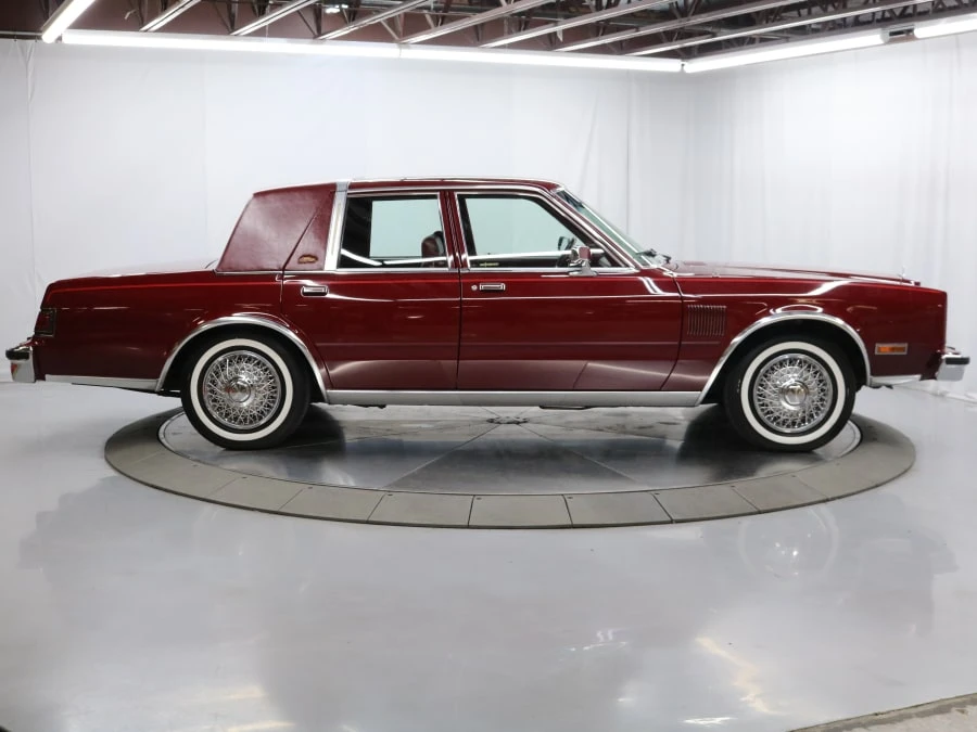 1987 Chrysler New Yorker - Image 8 of 31