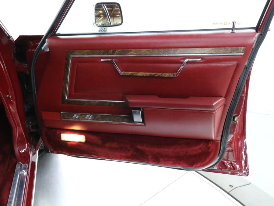 1987 Chrysler New Yorker - Image 27 of 31