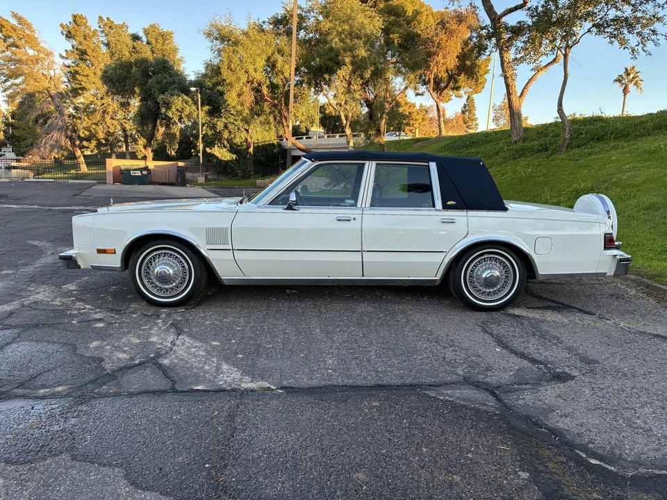 1987 Chrysler New Yorker - Image 6 of 31