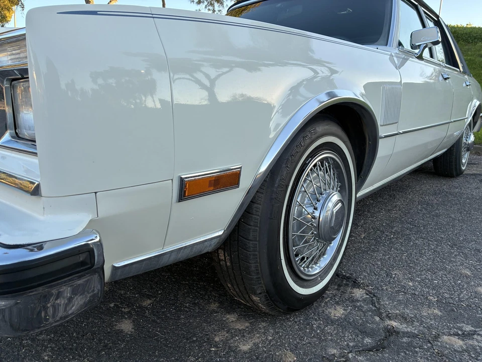 1987 Chrysler New Yorker - Image 24 of 31