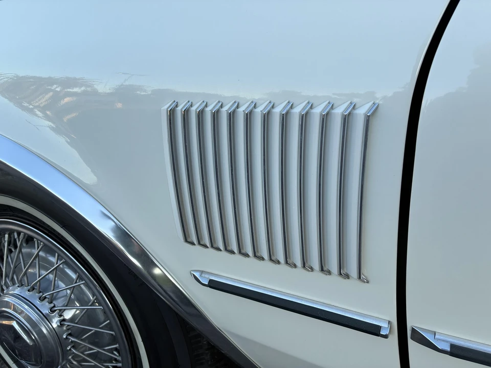 1987 Chrysler New Yorker - Image 29 of 31