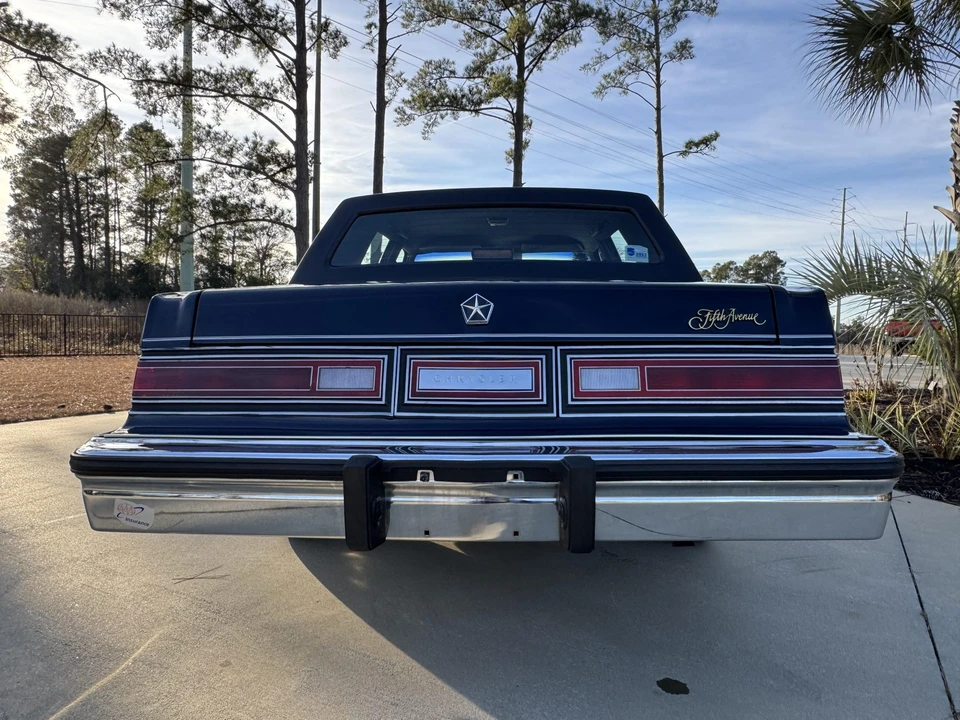 1987 Chrysler New Yorker - Image 6 of 31