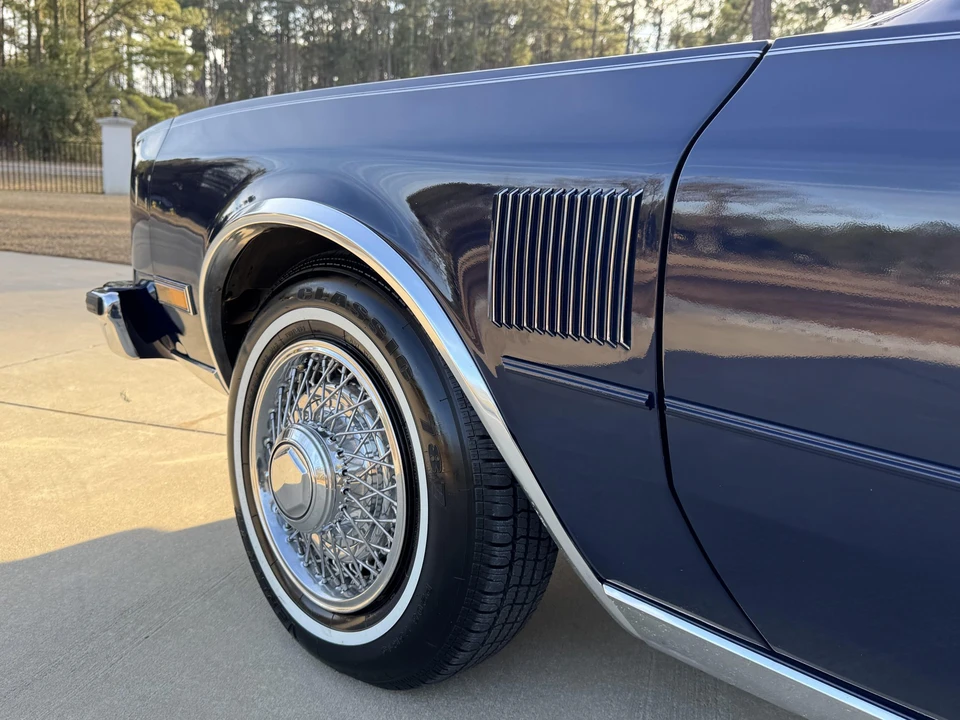 1987 Chrysler New Yorker - Image 30 of 31