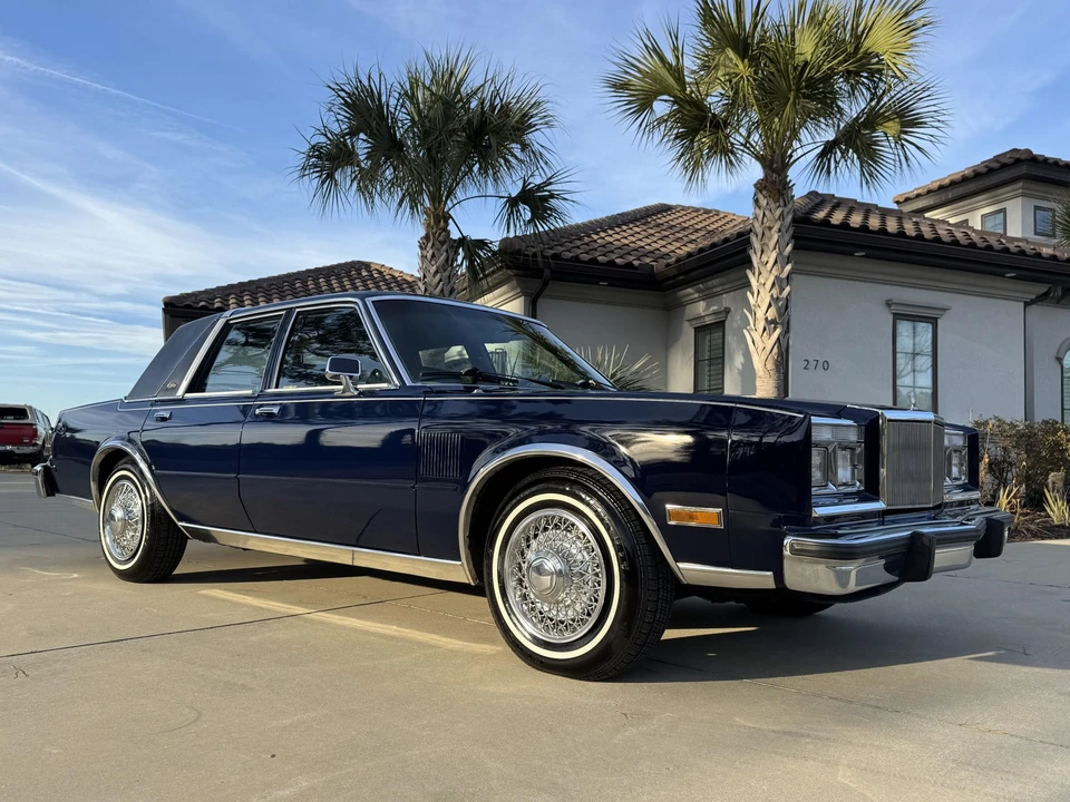 1987 Chrysler New Yorker - Image 20 of 31