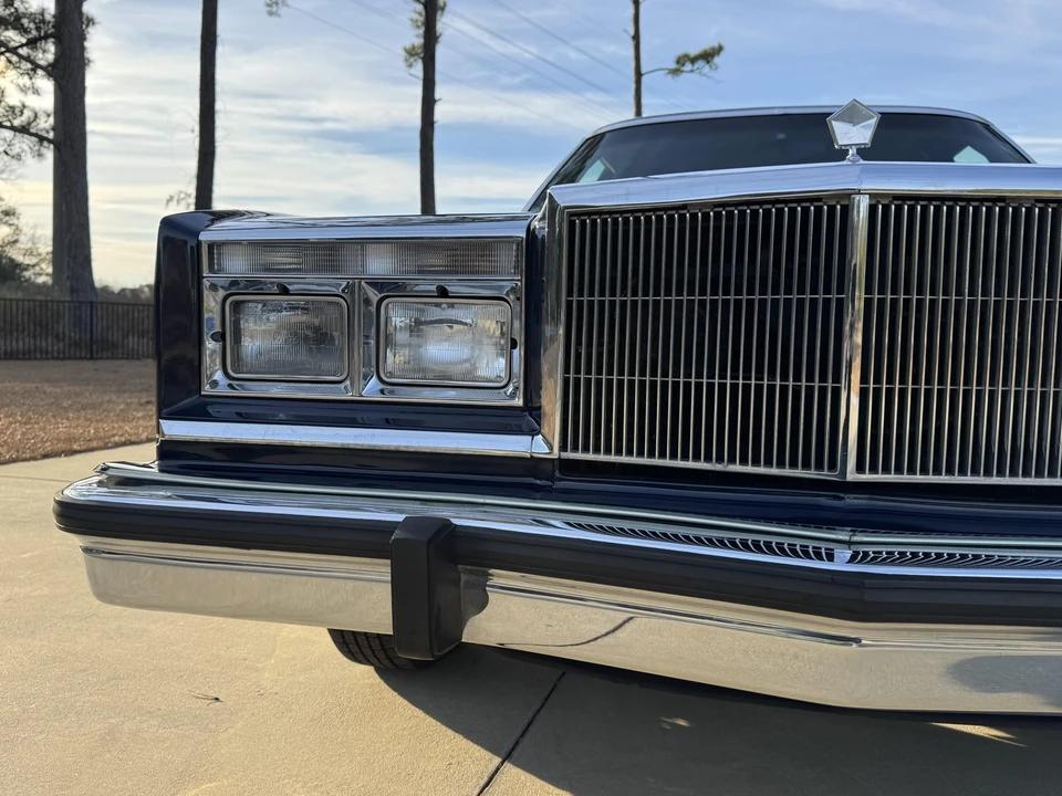 1987 Chrysler New Yorker - Image 28 of 31
