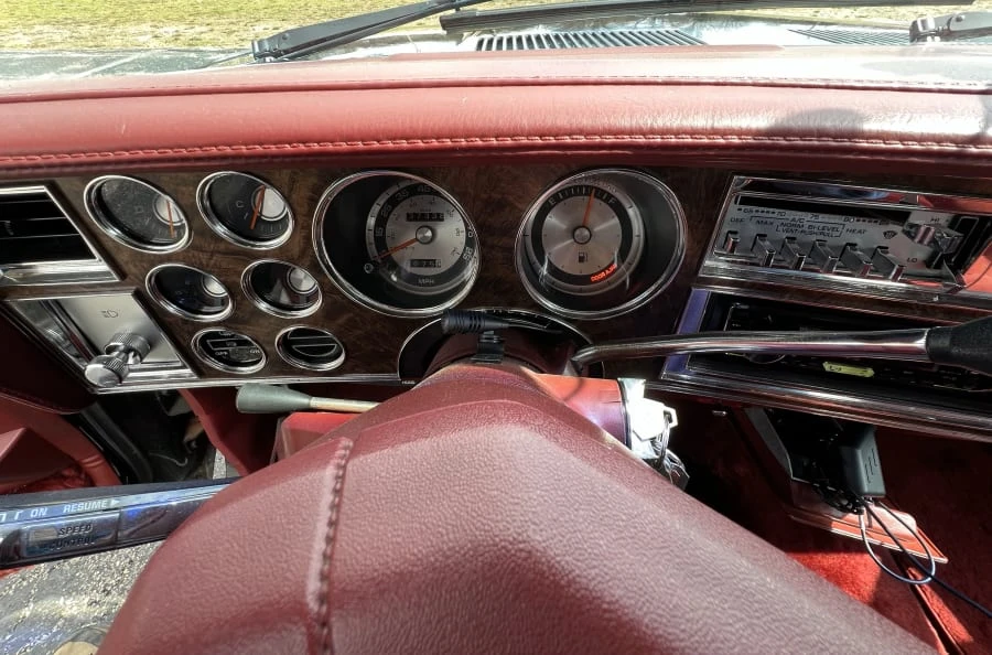 1987 Chrysler New Yorker - Image 11 of 16