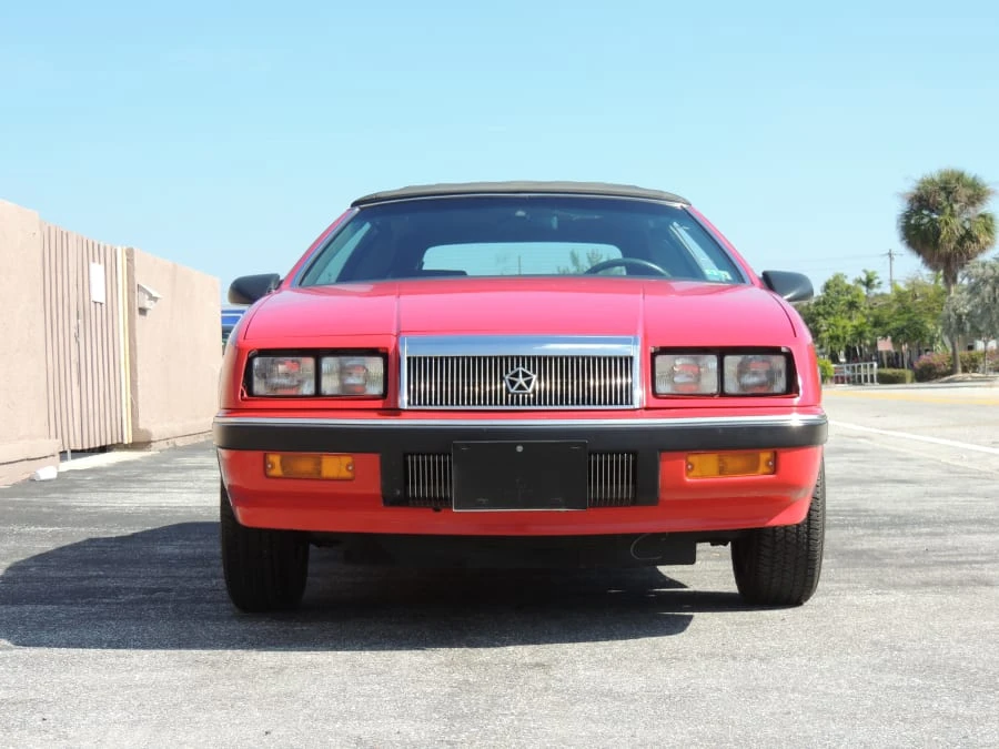 1987 Chrysler LeBaron - Image 10 of 12