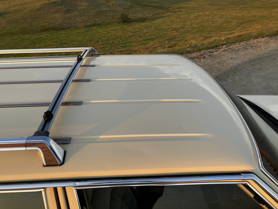 1987 Chrysler Town & Country - Image 21 of 31
