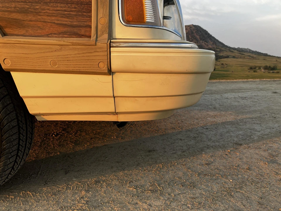 1987 Chrysler Town & Country - Image 22 of 31