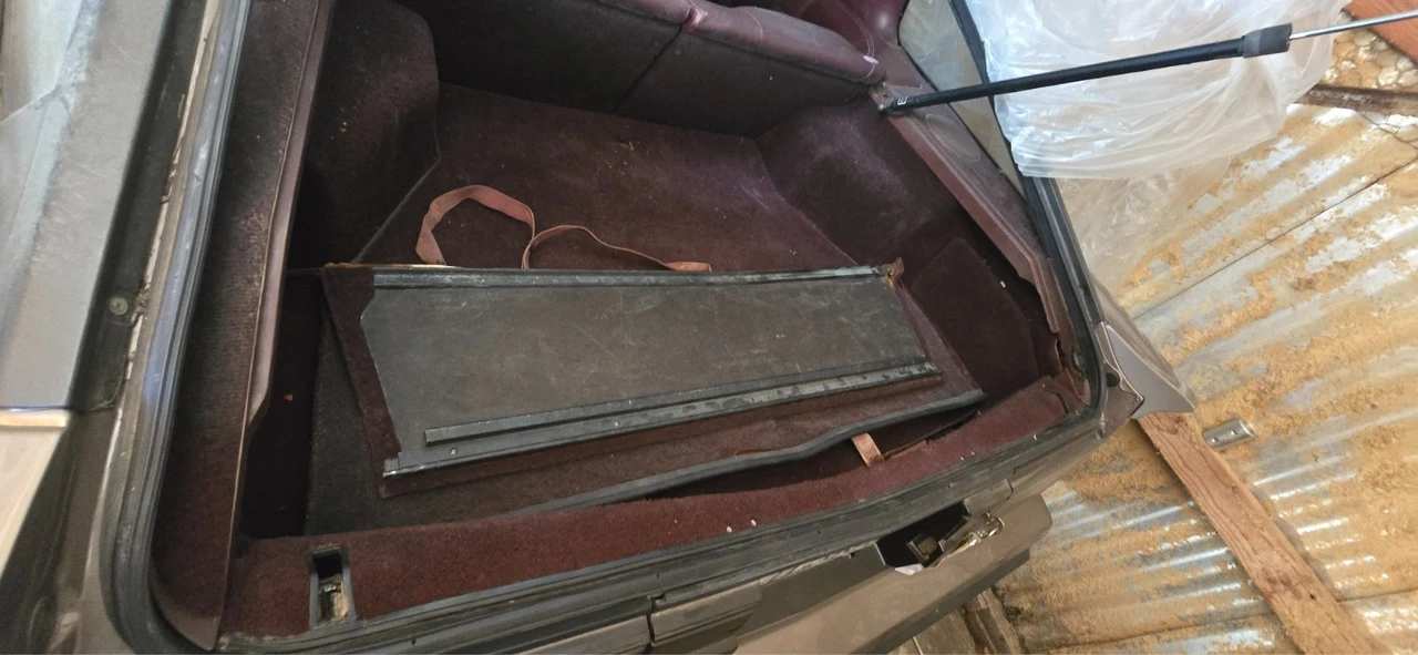 1987 Chrysler - Image 21 of 21