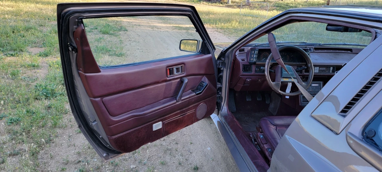 1987 Chrysler - Image 9 of 21