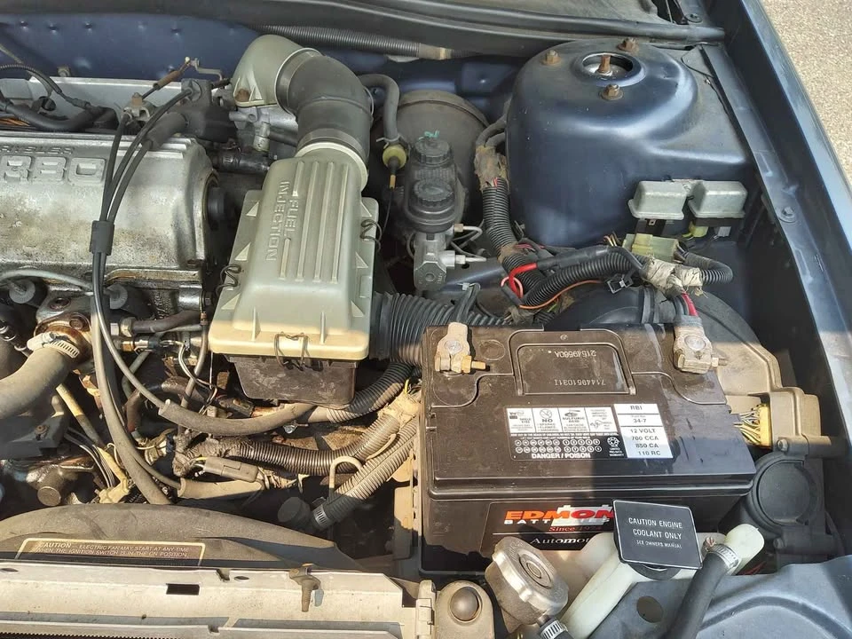 1987 Chrysler - Image 2 of 6