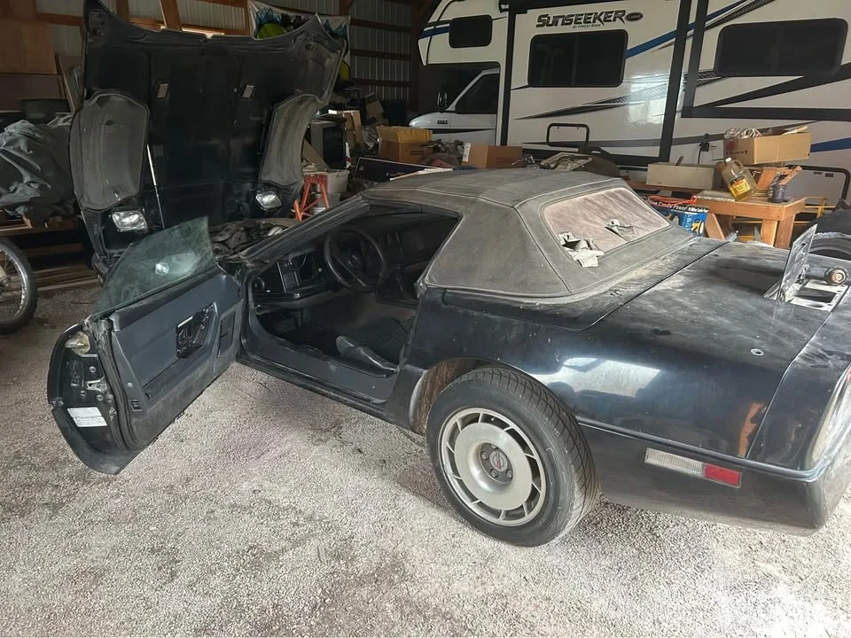 1987 Chevrolet Corvette C4 - Image 5 of 10